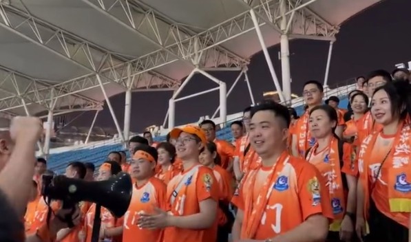 厦门球迷会橙色军团备战闽超首秀：客场变主场，主场变魔鬼